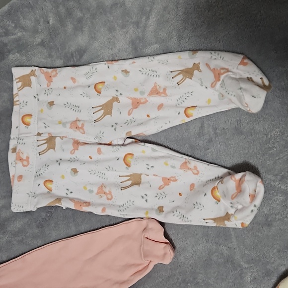 Bundle of 3 Feetsies Bottoms 3-6 month - Picture 5 of 6